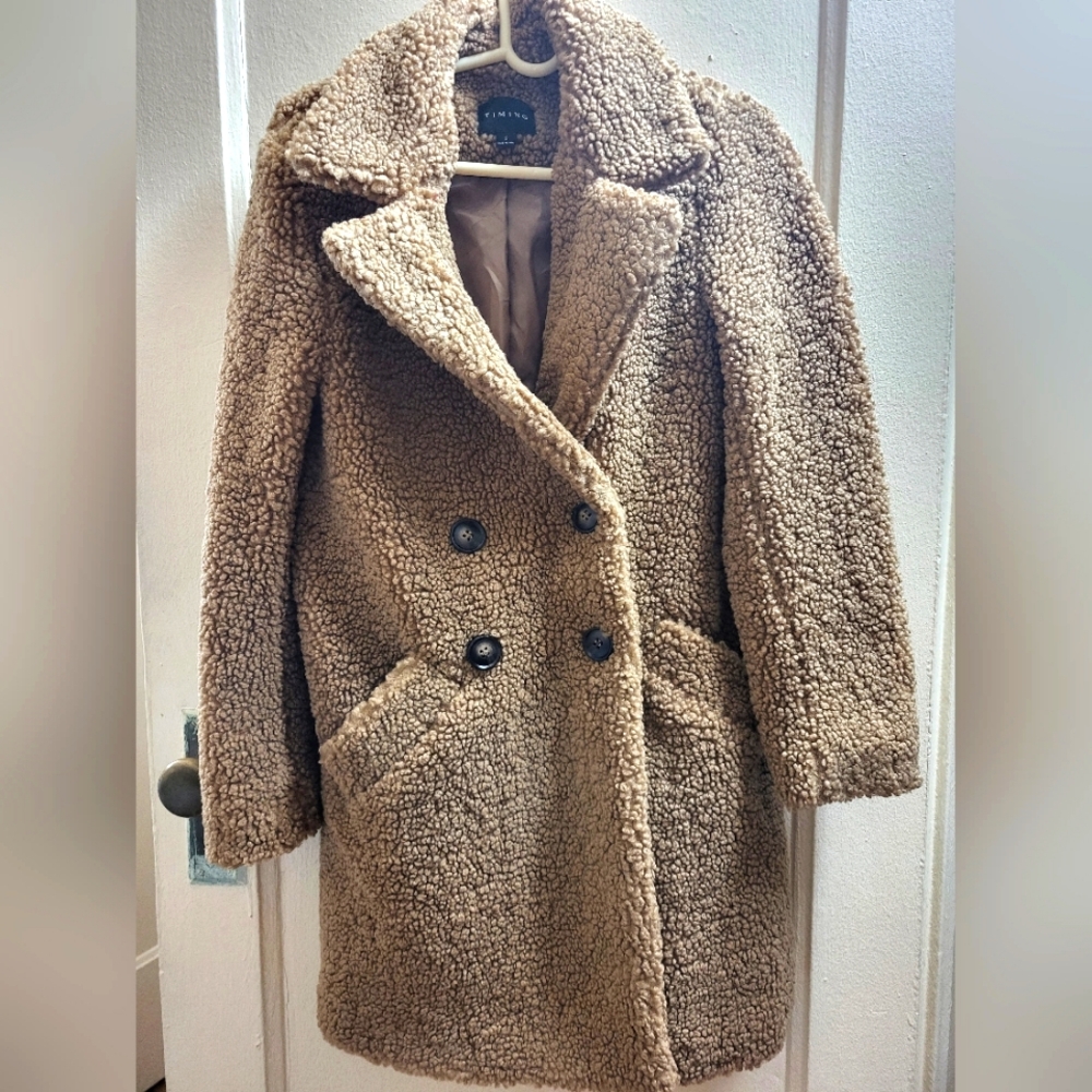 NWOT Timing Teddy Sherpa Coat